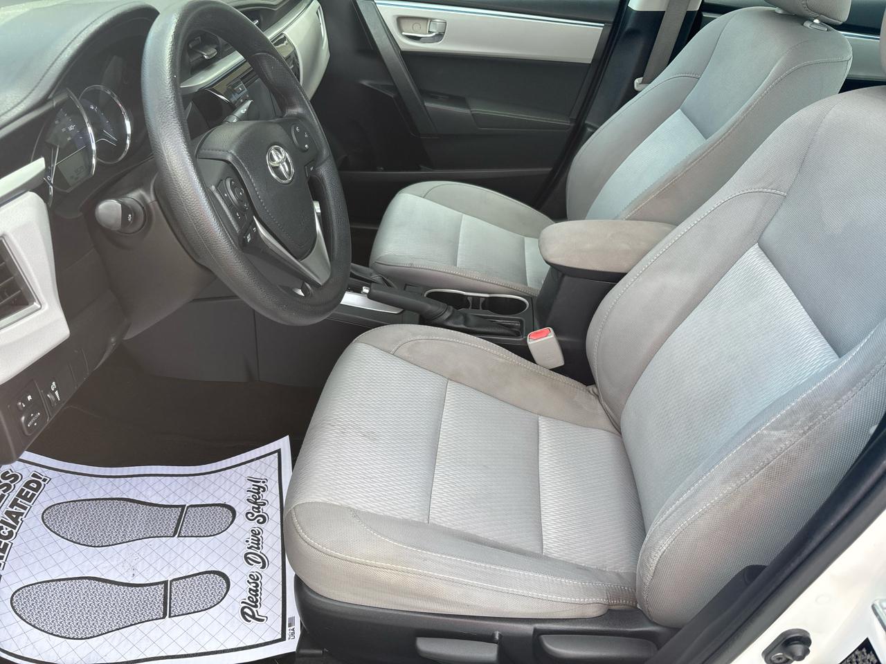 Toyota Corolla LE CVT 2016