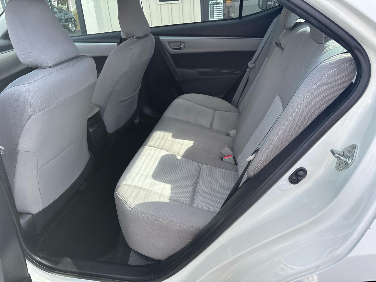 Toyota Corolla LE CVT 2016