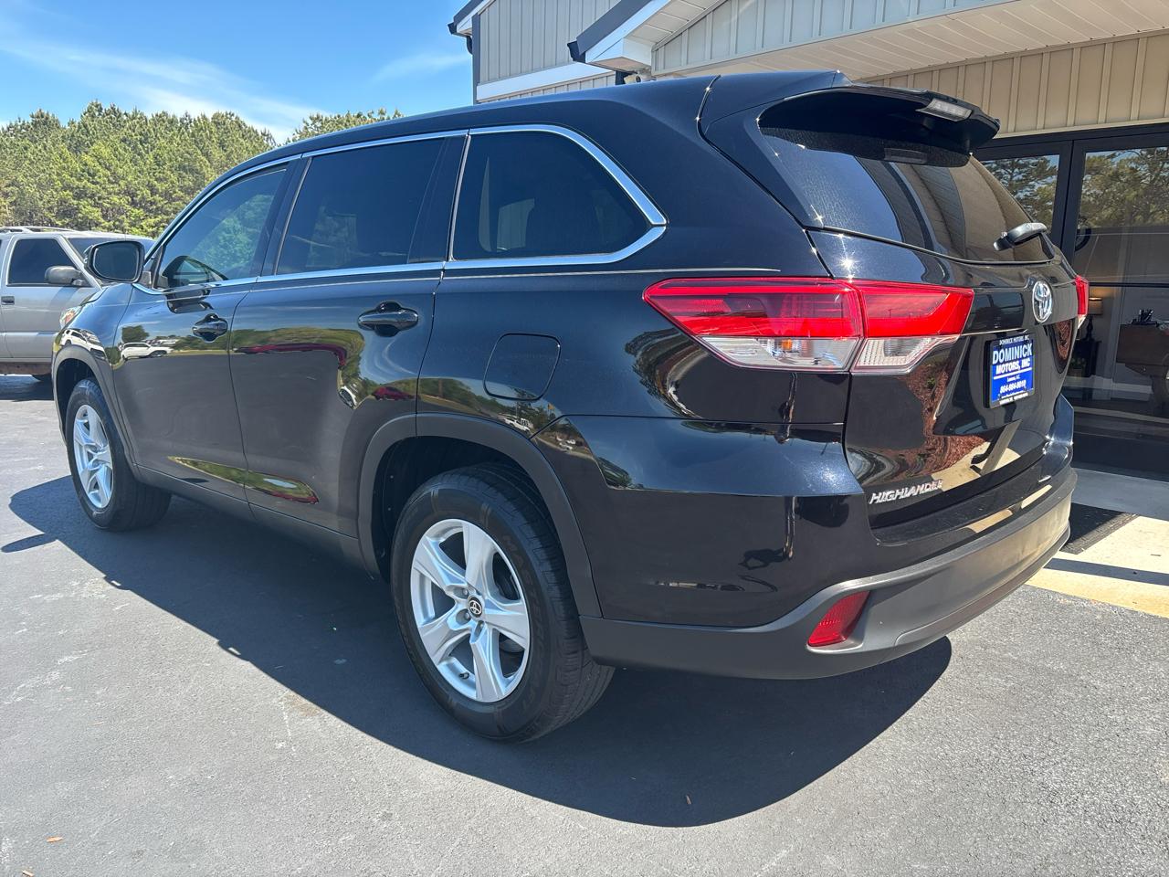 Toyota Highlander LE FWD I4 2019