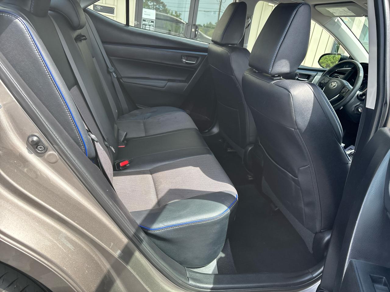 Toyota Corolla L CVT 2017