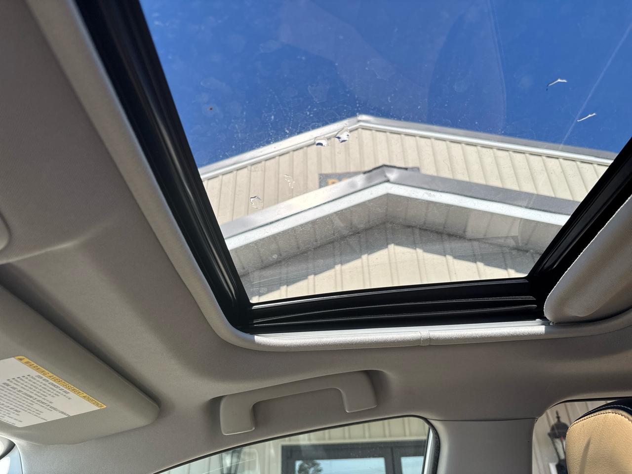 Toyota RAV4 Limited FWD 2017