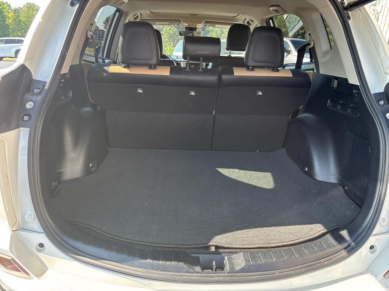 Toyota RAV4 Limited FWD 2017