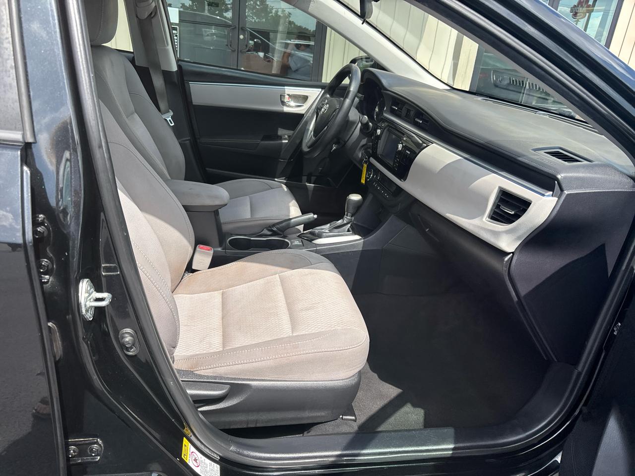 Toyota Corolla LE CVT 2015