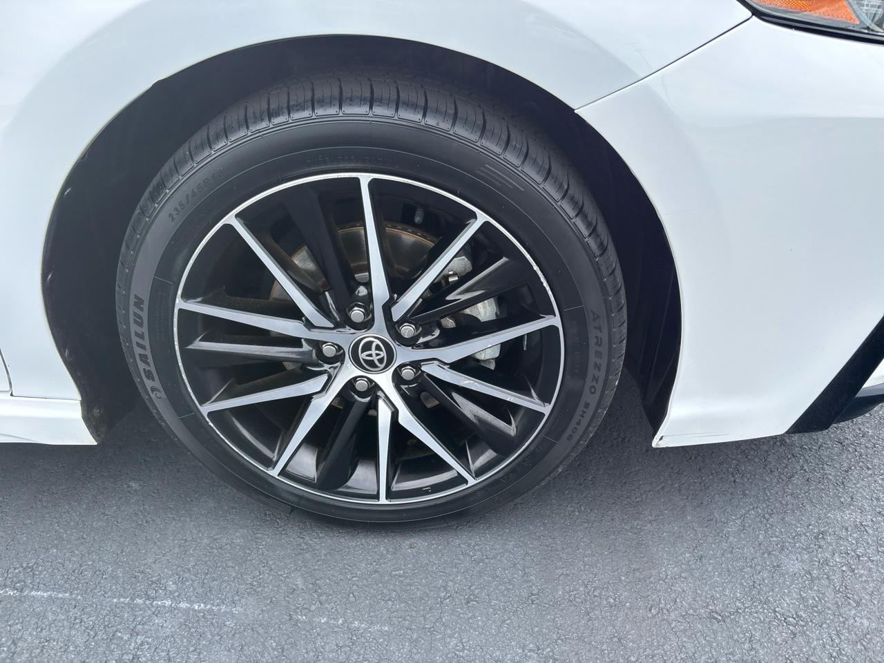 Toyota Camry SE 2022