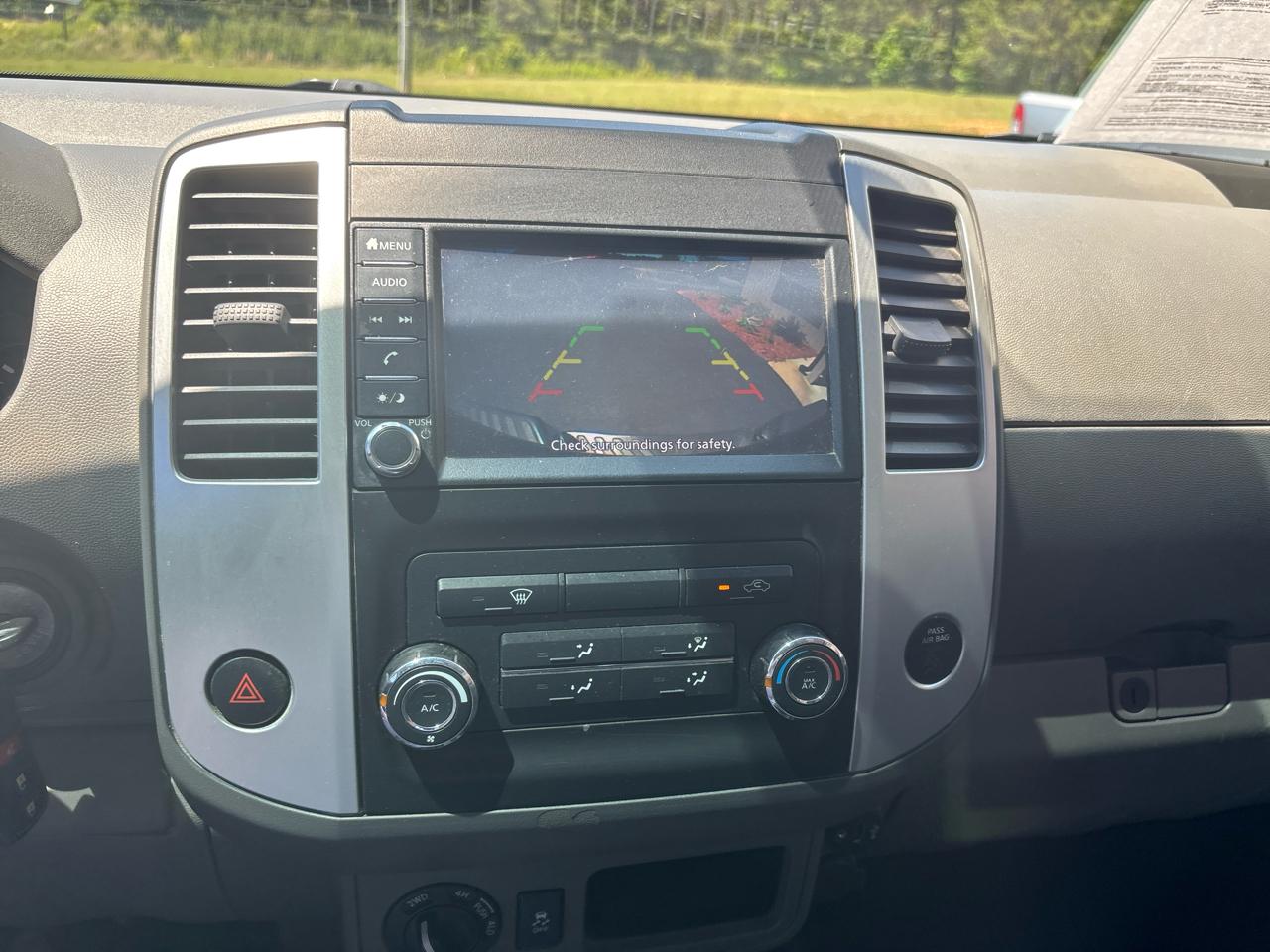 Nissan Frontier SV Crew Cab 4WD 2019