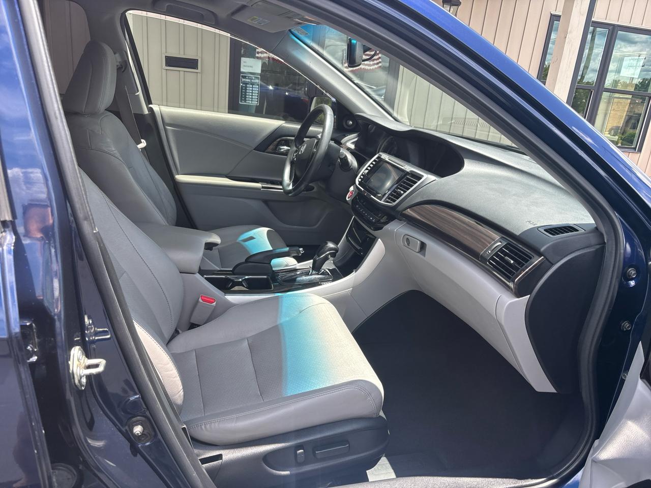Honda Accord EX-L Sedan CVT 2016