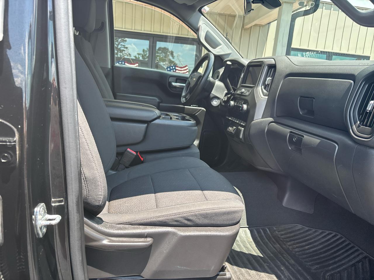 Chevrolet Silverado 1500 Custom Crew Cab Short Box 2WD 2021