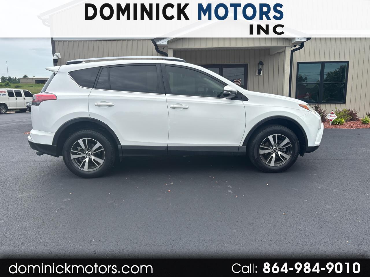 Toyota RAV4 XLE FWD 2017
