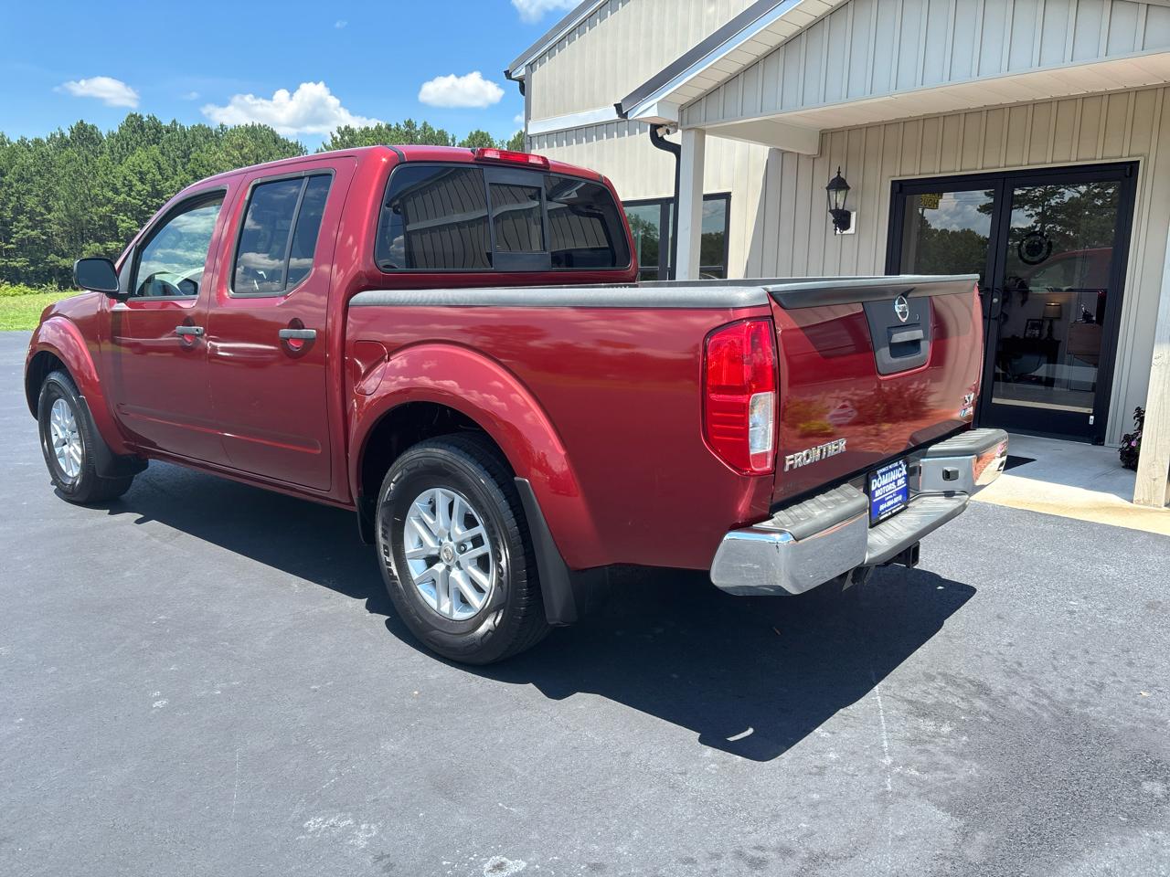 Nissan Frontier S Crew Cab 5AT 2WD 2017