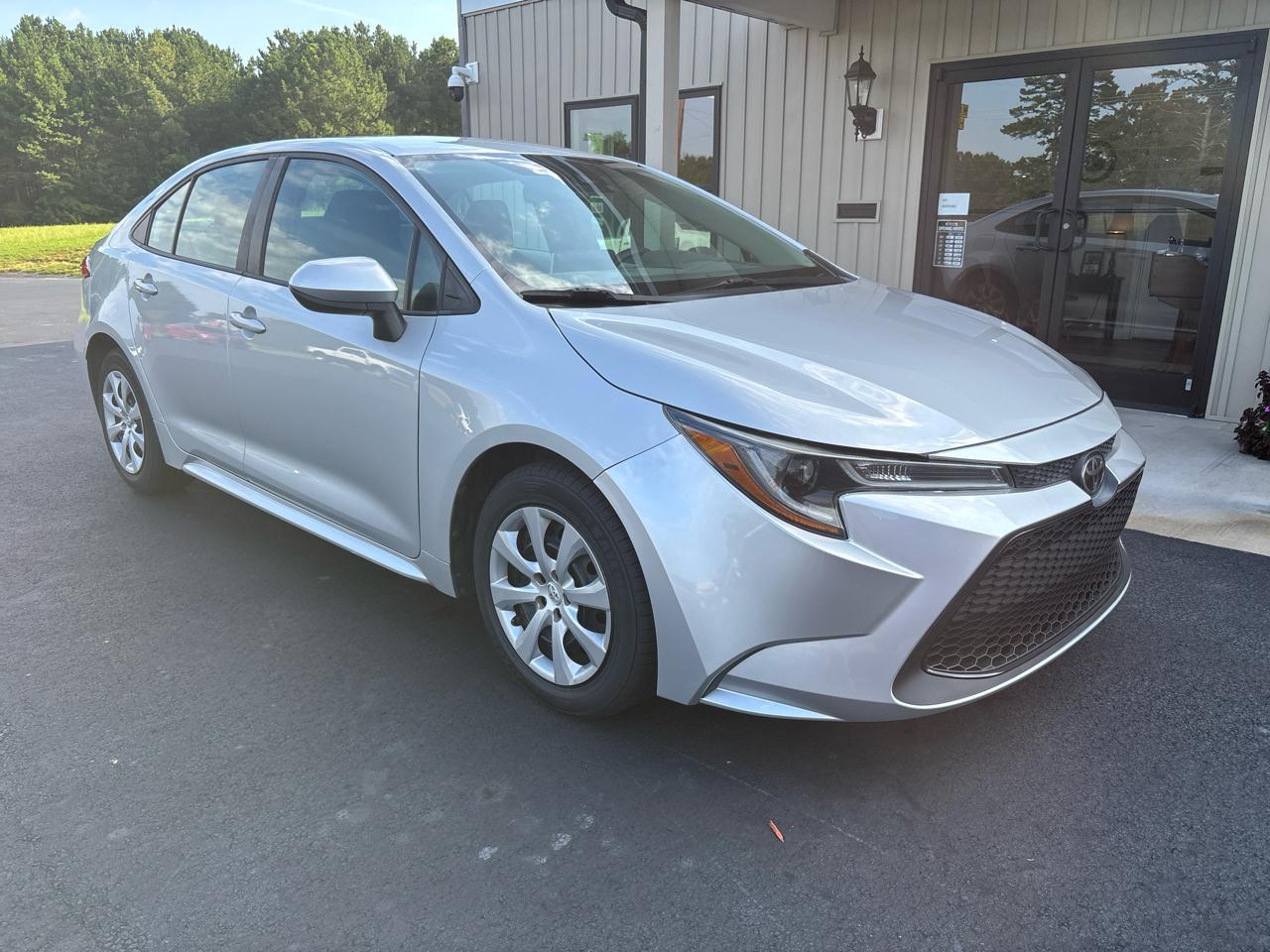 Toyota Corolla LE 2021
