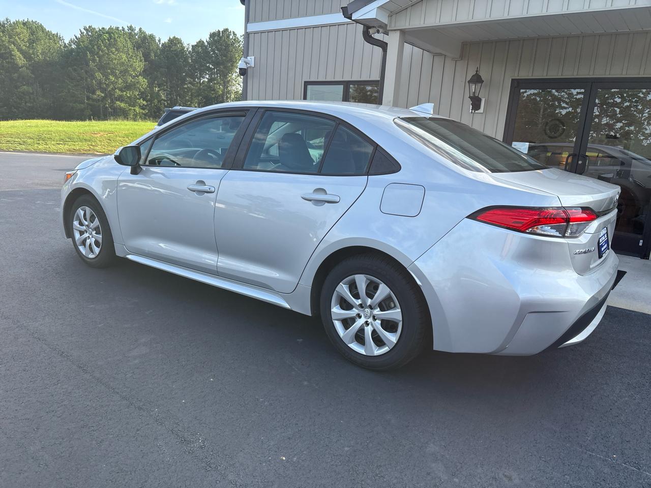 Toyota Corolla LE 2021