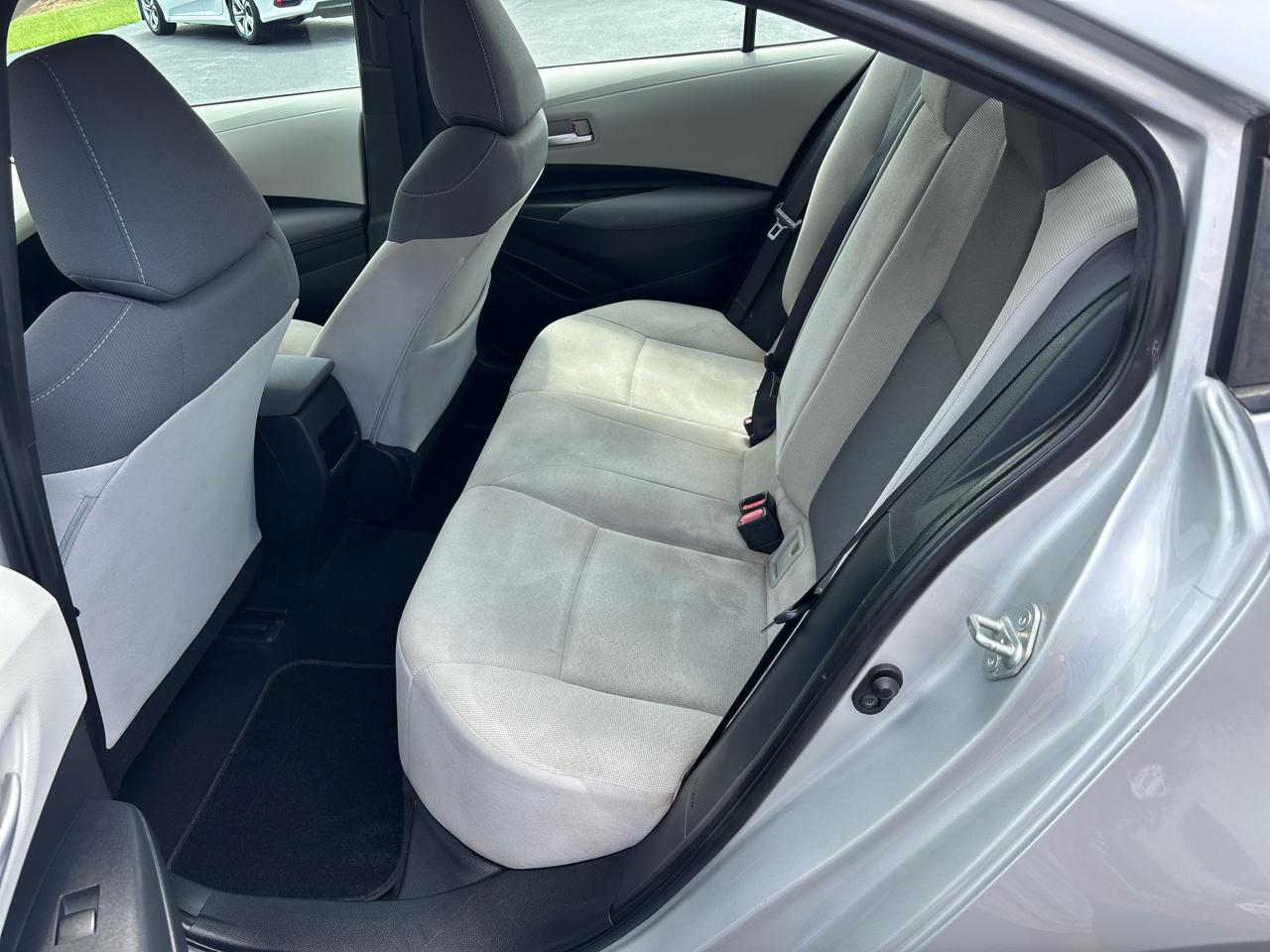Toyota Corolla LE 2021