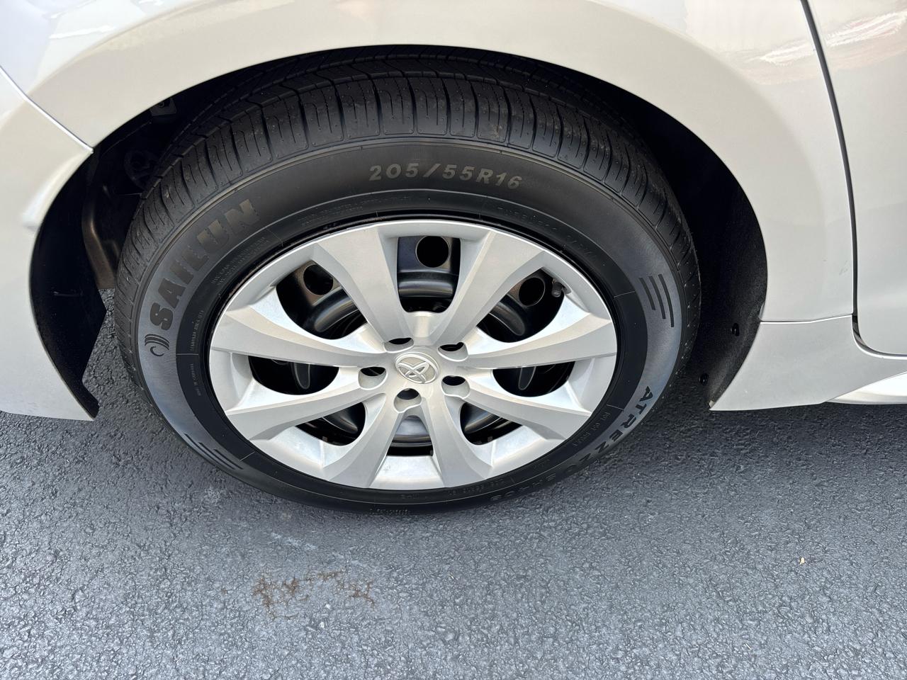 Toyota Corolla LE 2021