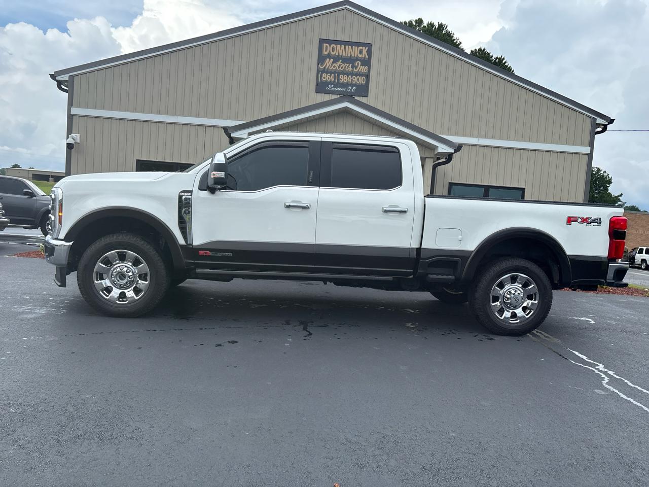Ford F-250 SD Platinum Crew Cab 4WD 2024