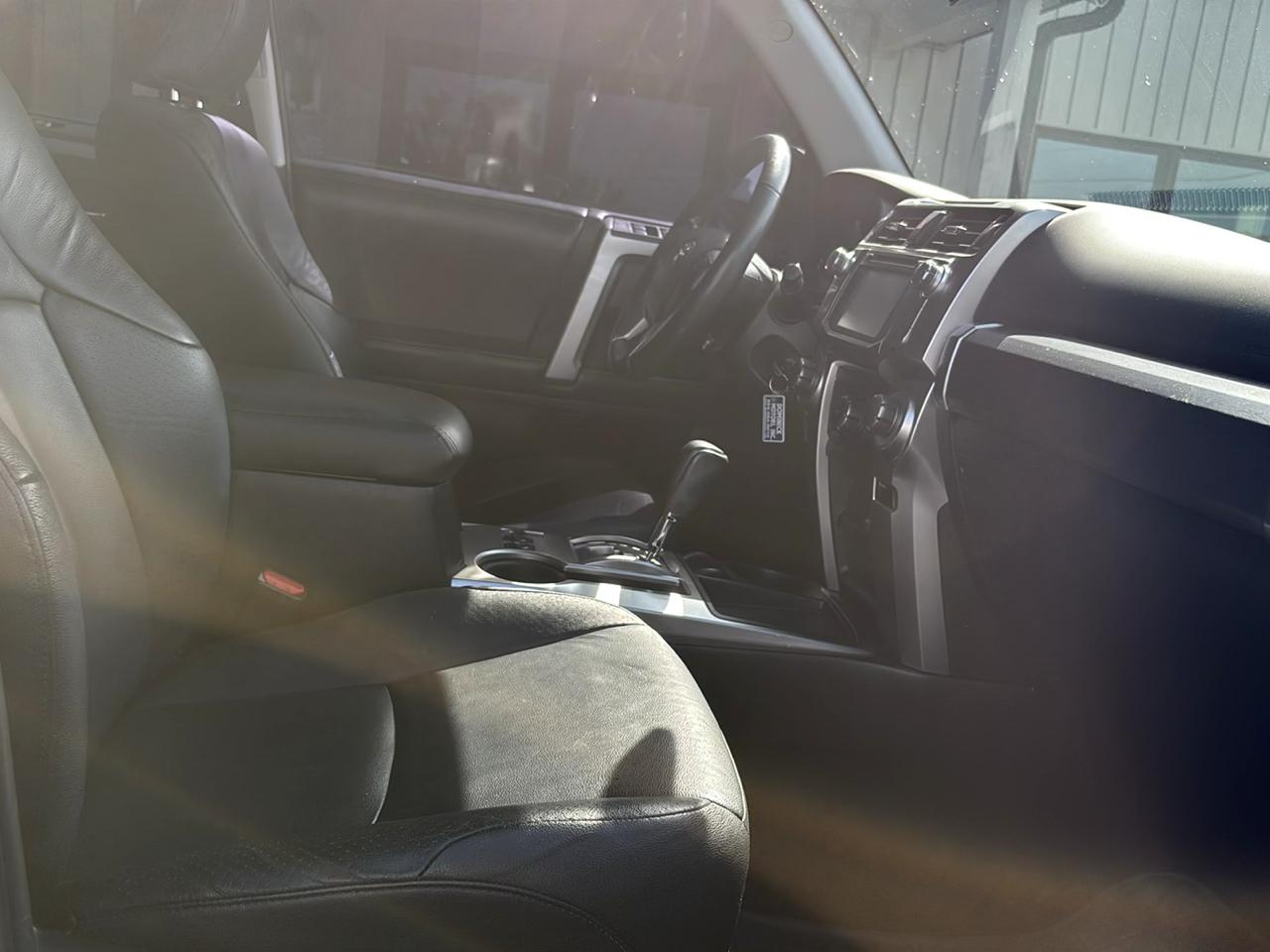 Toyota 4Runner SR5 2WD 2016