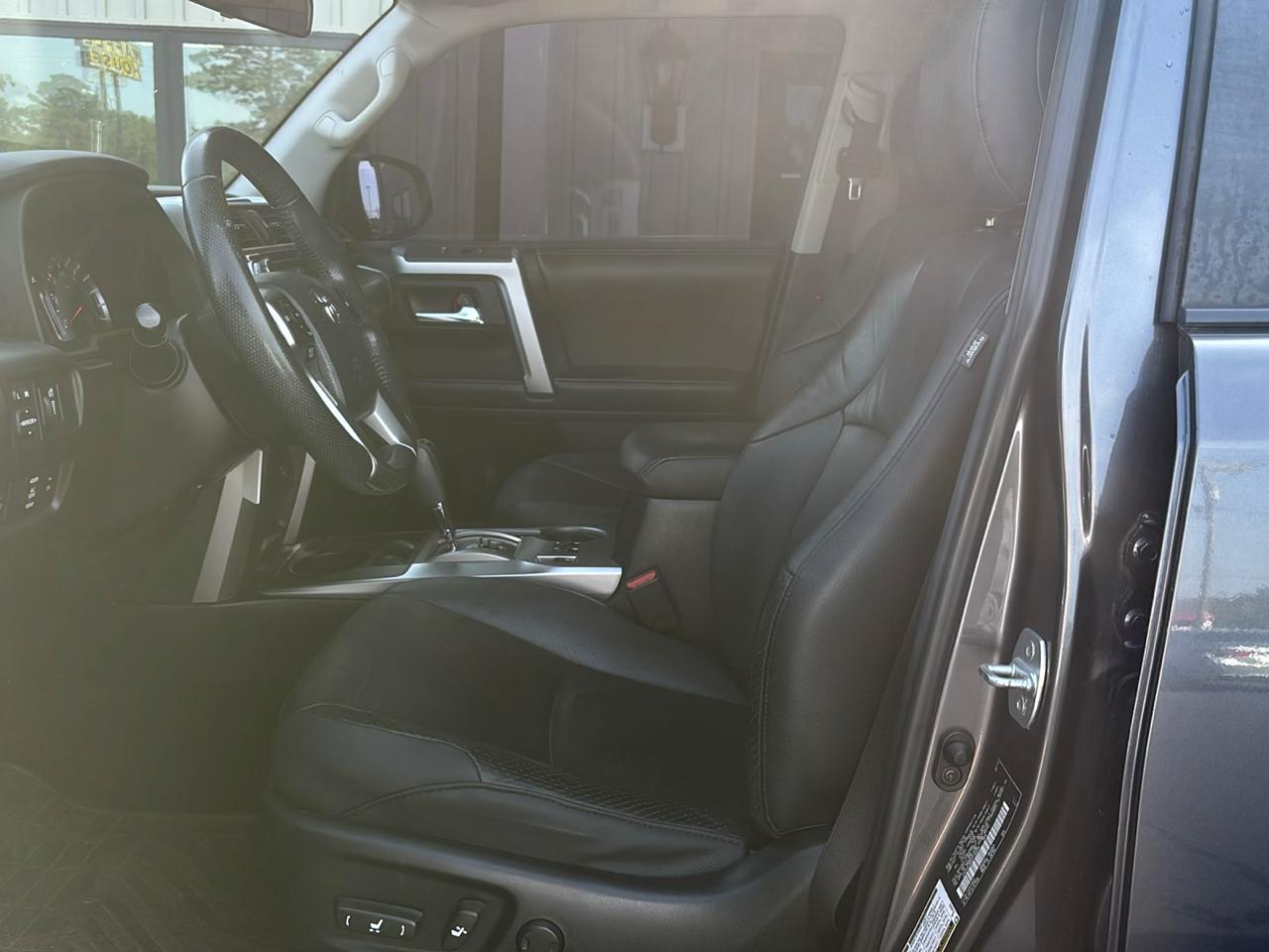 Toyota 4Runner SR5 2WD 2016