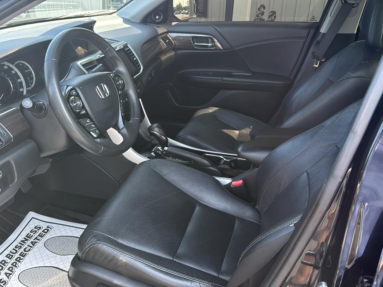 2016 Honda Accord EX-L - Photo 5