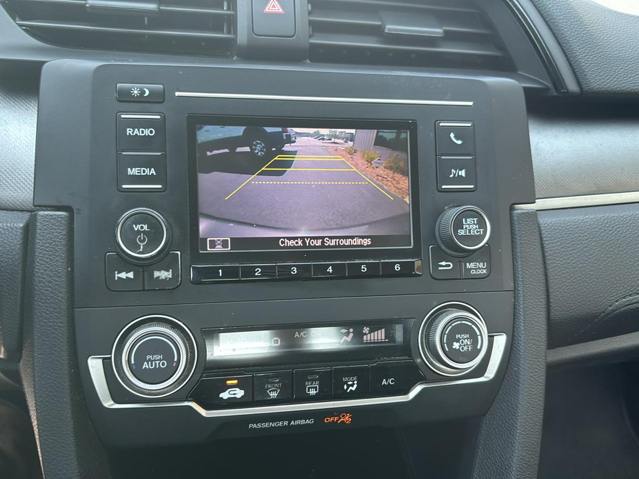 Honda Civic LX Sedan CVT 2016