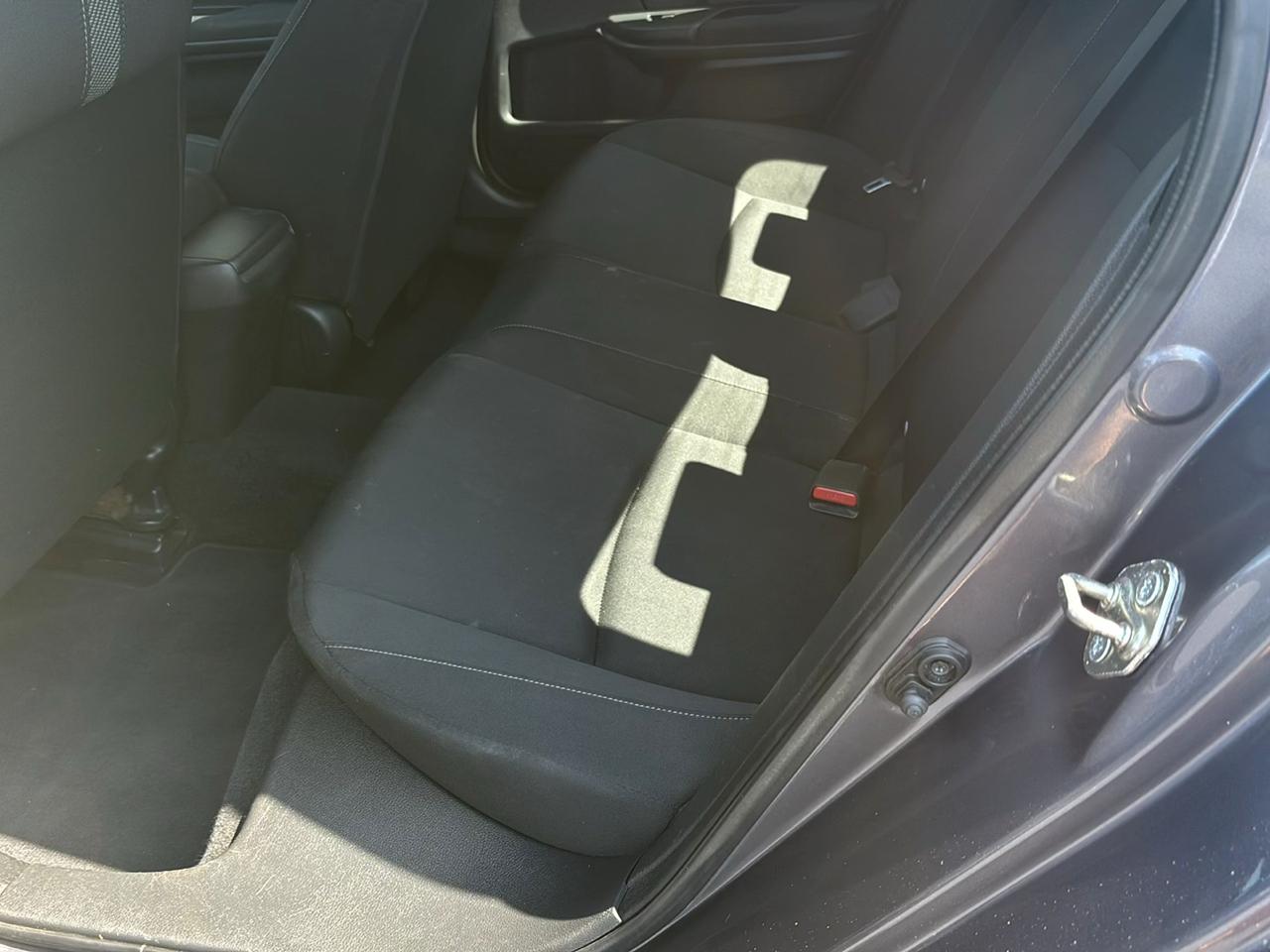 Honda Civic LX Sedan CVT 2016