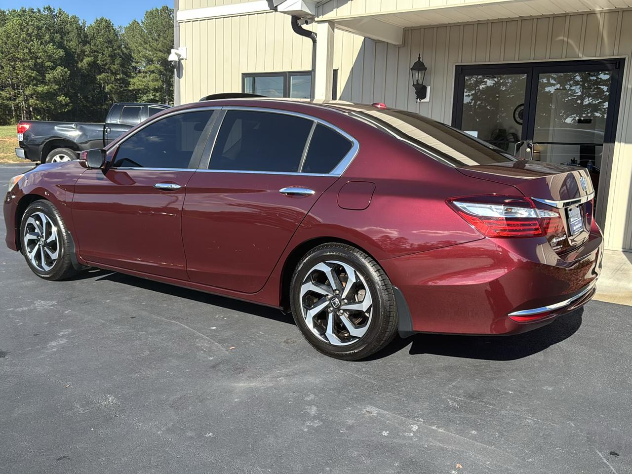 Honda Accord EX Sedan CVT w/ Honda Sensing 2016