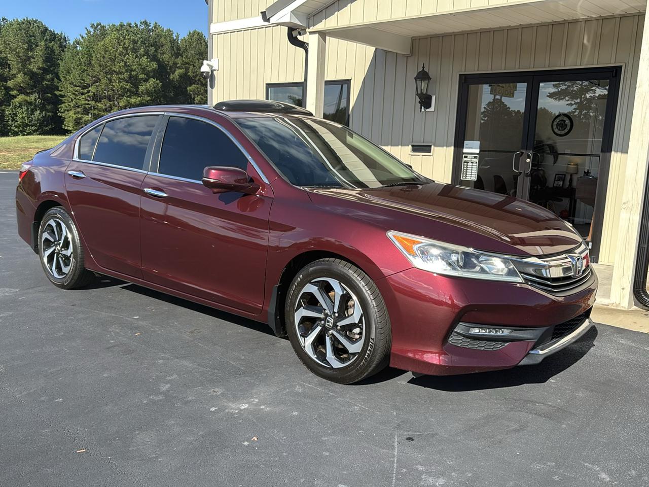 Honda Accord EX Sedan CVT w/ Honda Sensing 2016