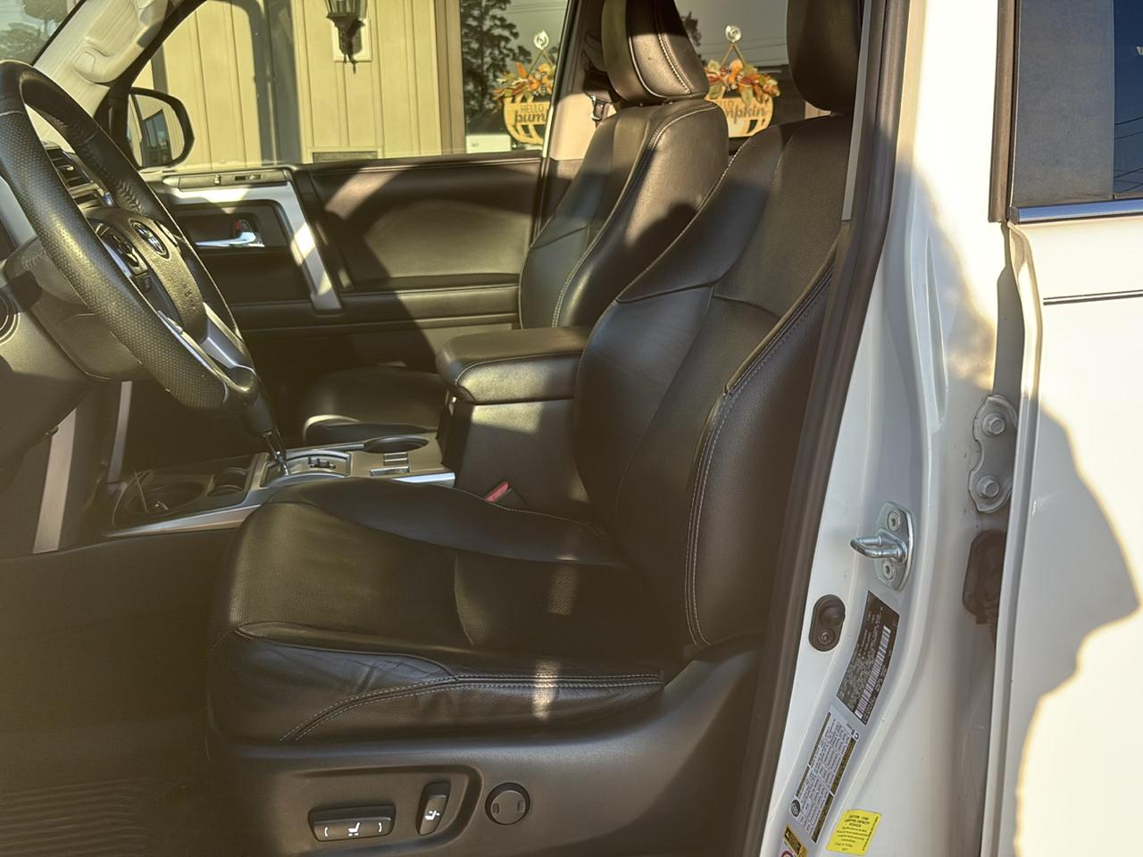 Toyota 4Runner SR5 2WD 2018