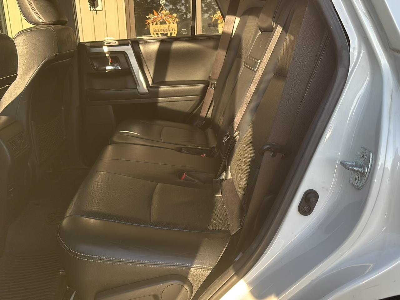 Toyota 4Runner SR5 2WD 2018