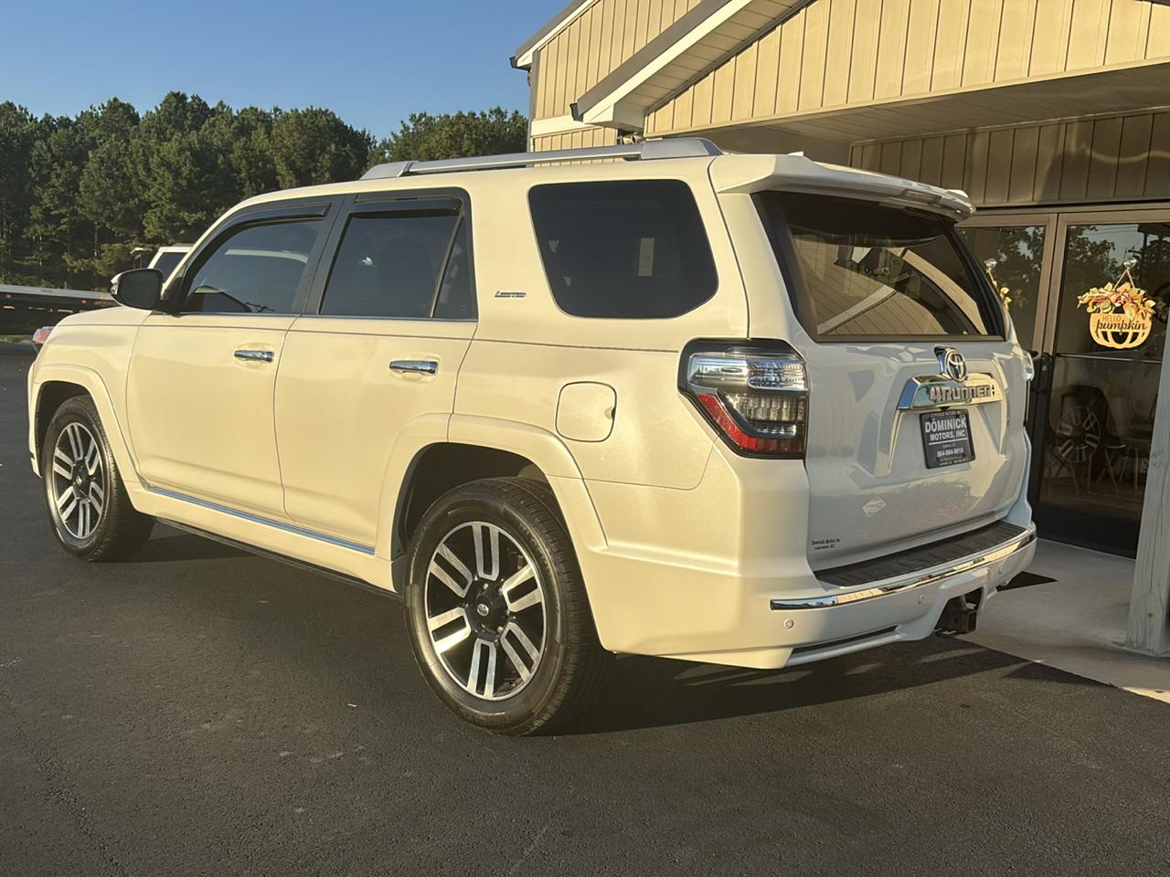 Toyota 4Runner SR5 2WD 2018