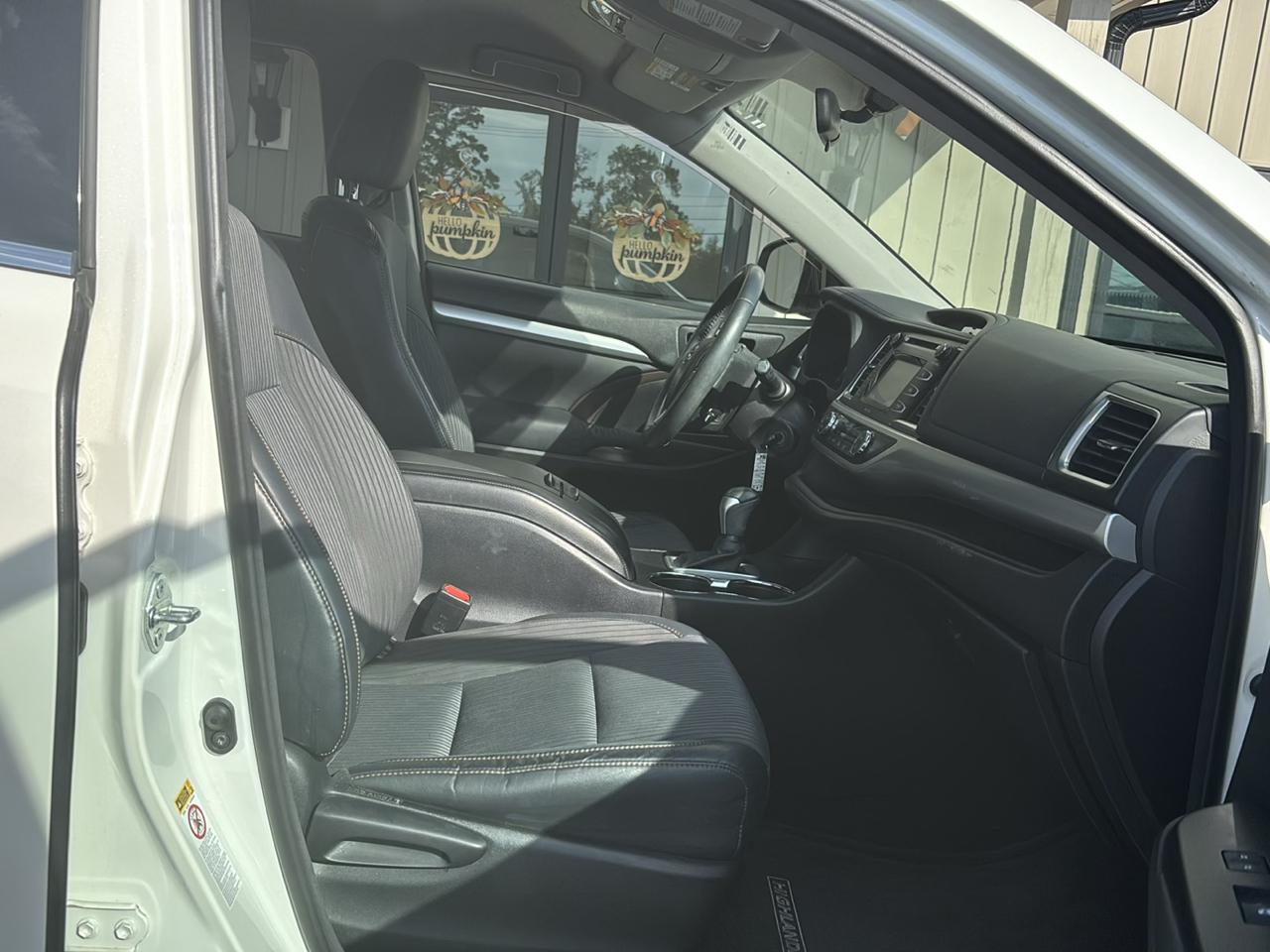 Toyota Highlander LE FWD V6 2015