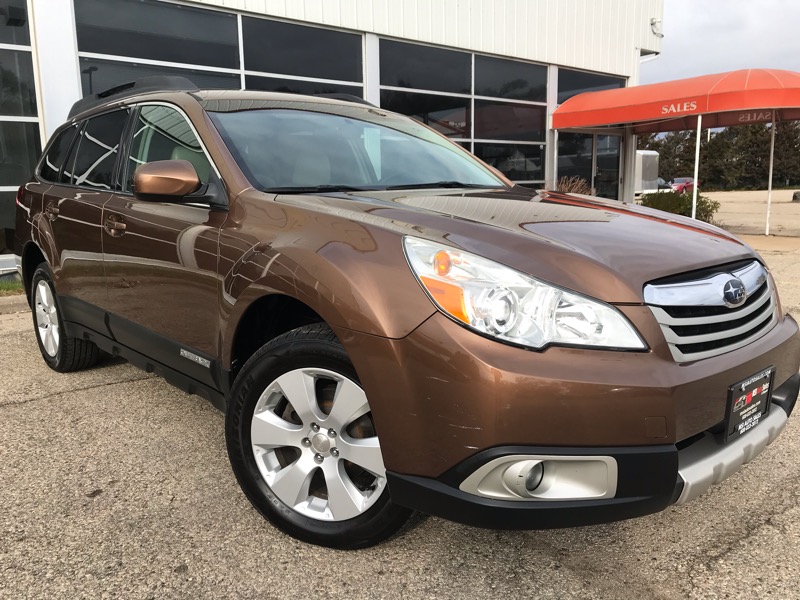 Used 2011 Subaru Outback 2.5i Limited for Sale in Madison WI 53713 MSI