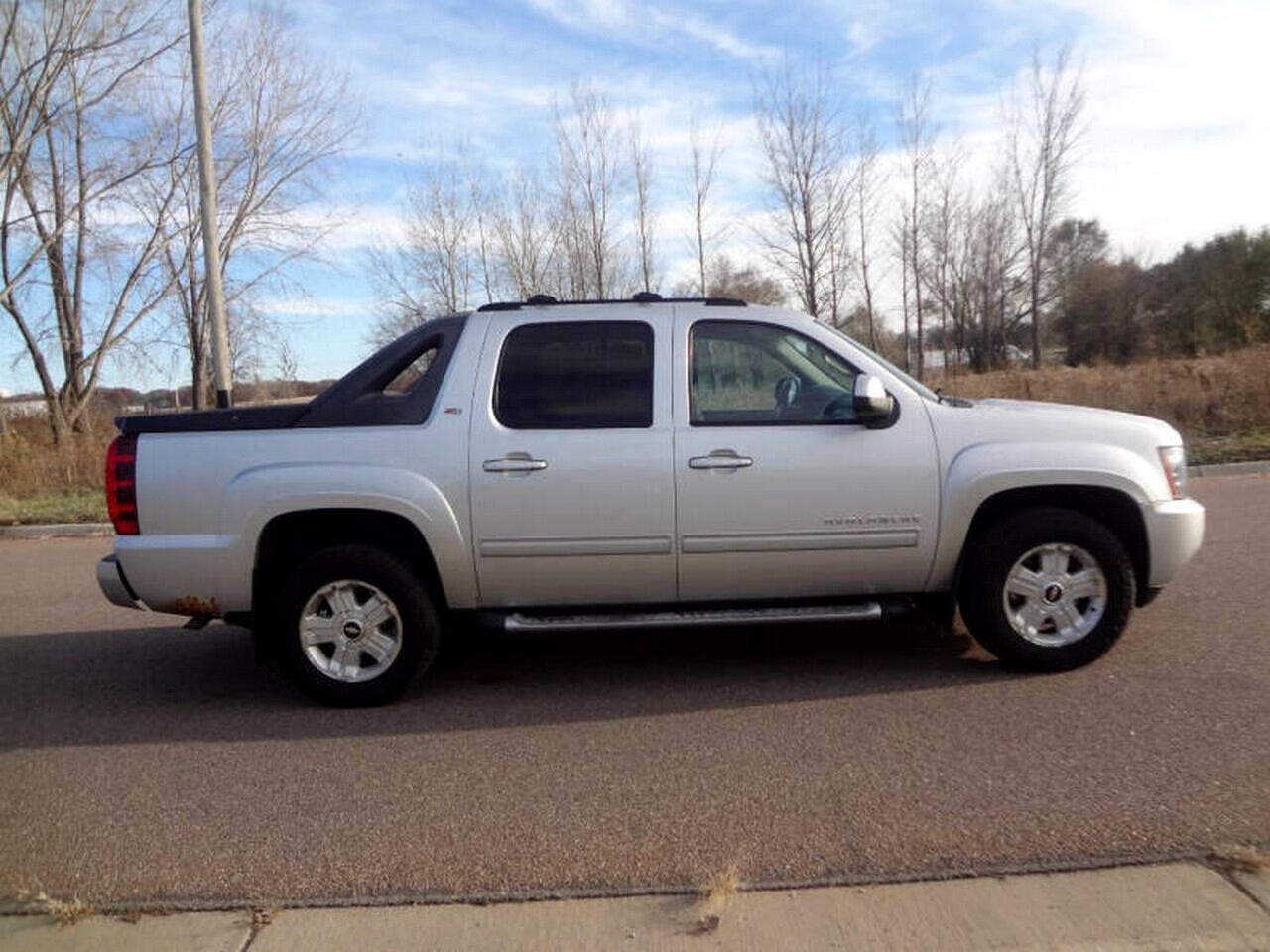 Chevrolet Avalanche LT 4WD 2012