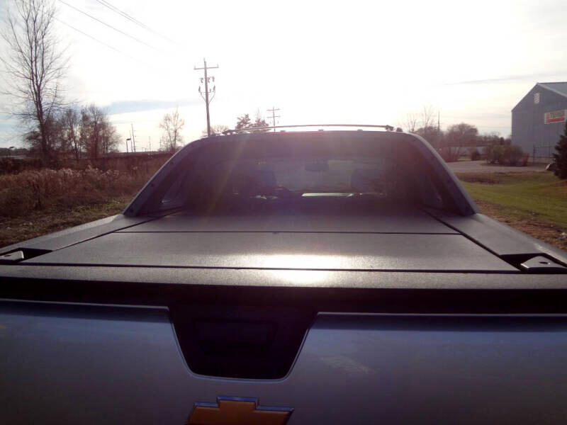 Chevrolet Avalanche LT 4WD 2012