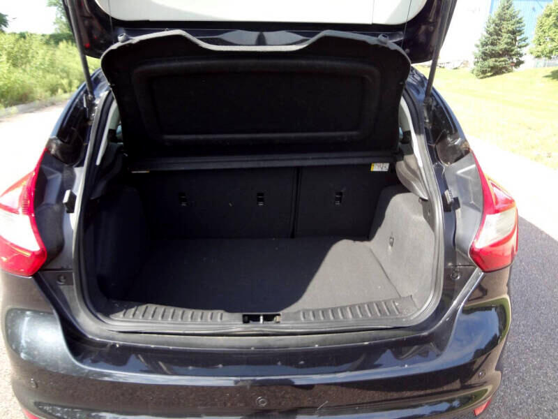 Ford Focus SE Hatch 2014