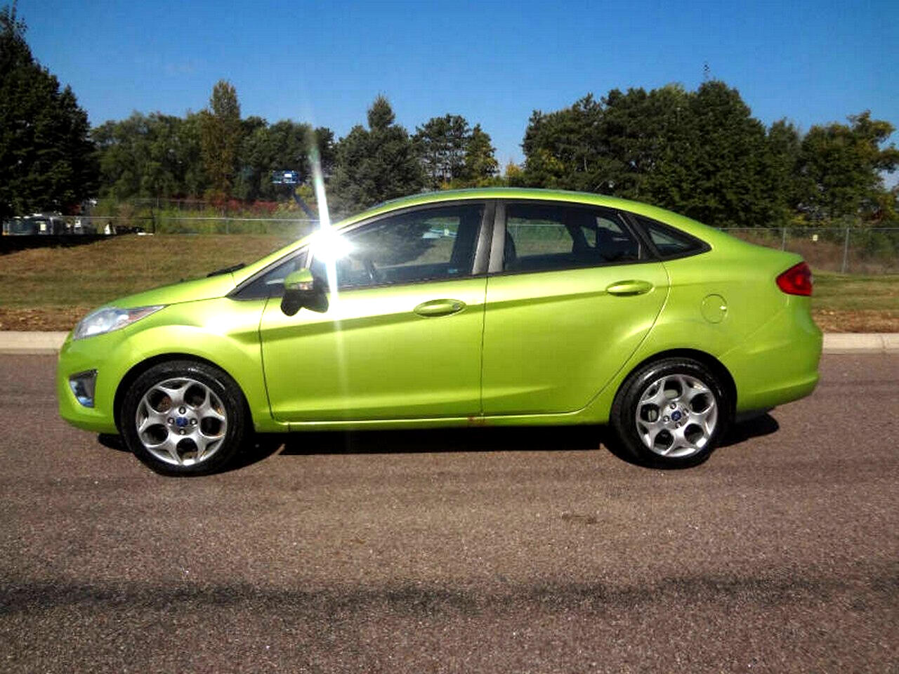 Ford Fiesta SEL Sedan 2012