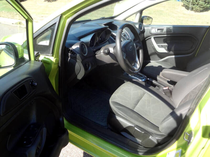 Ford Fiesta SEL Sedan 2012