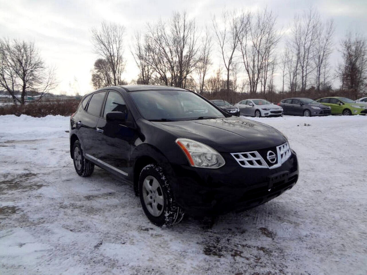 Nissan Rogue S FWD Krom Edition 2011