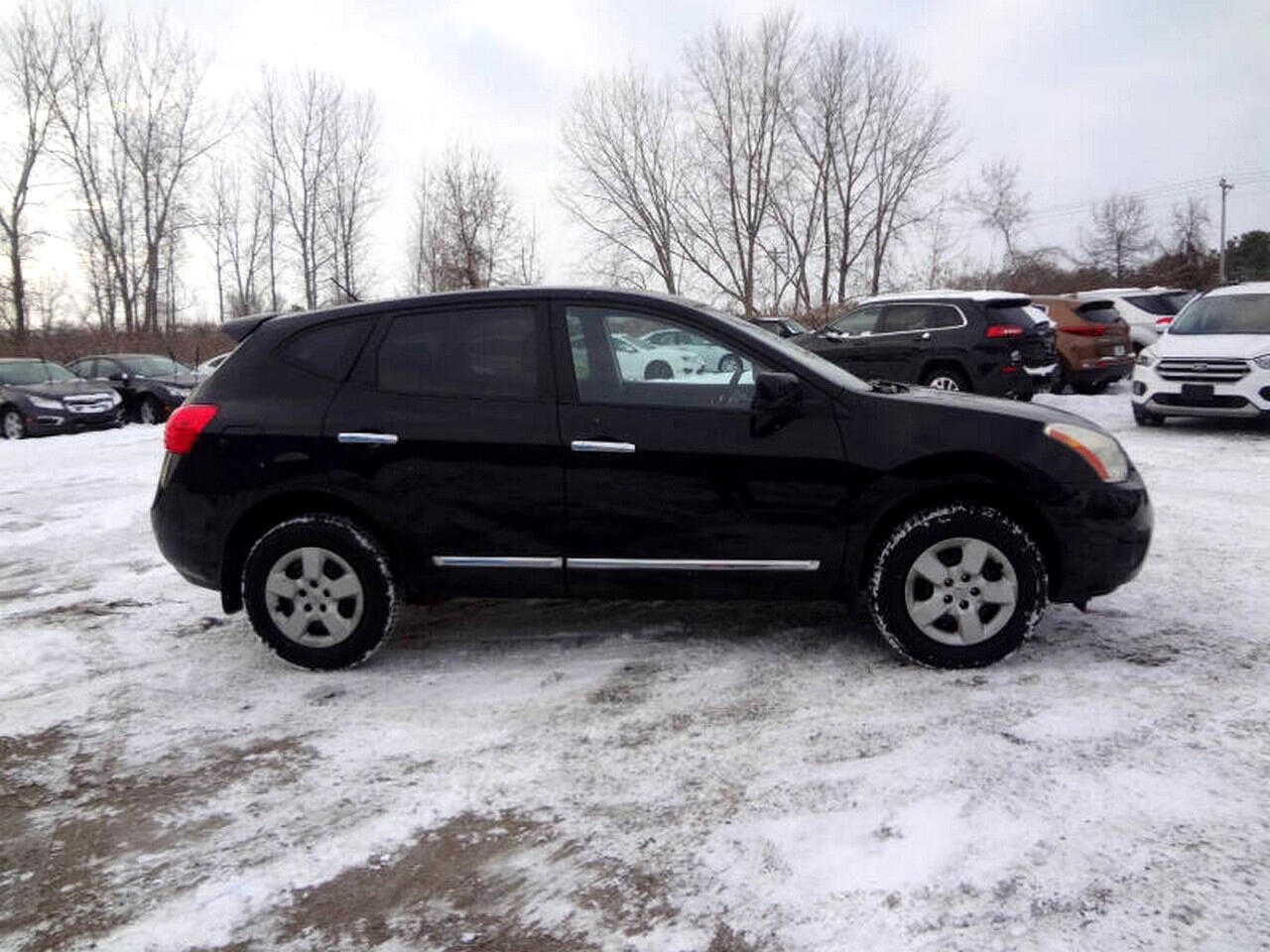 Nissan Rogue S FWD Krom Edition 2011