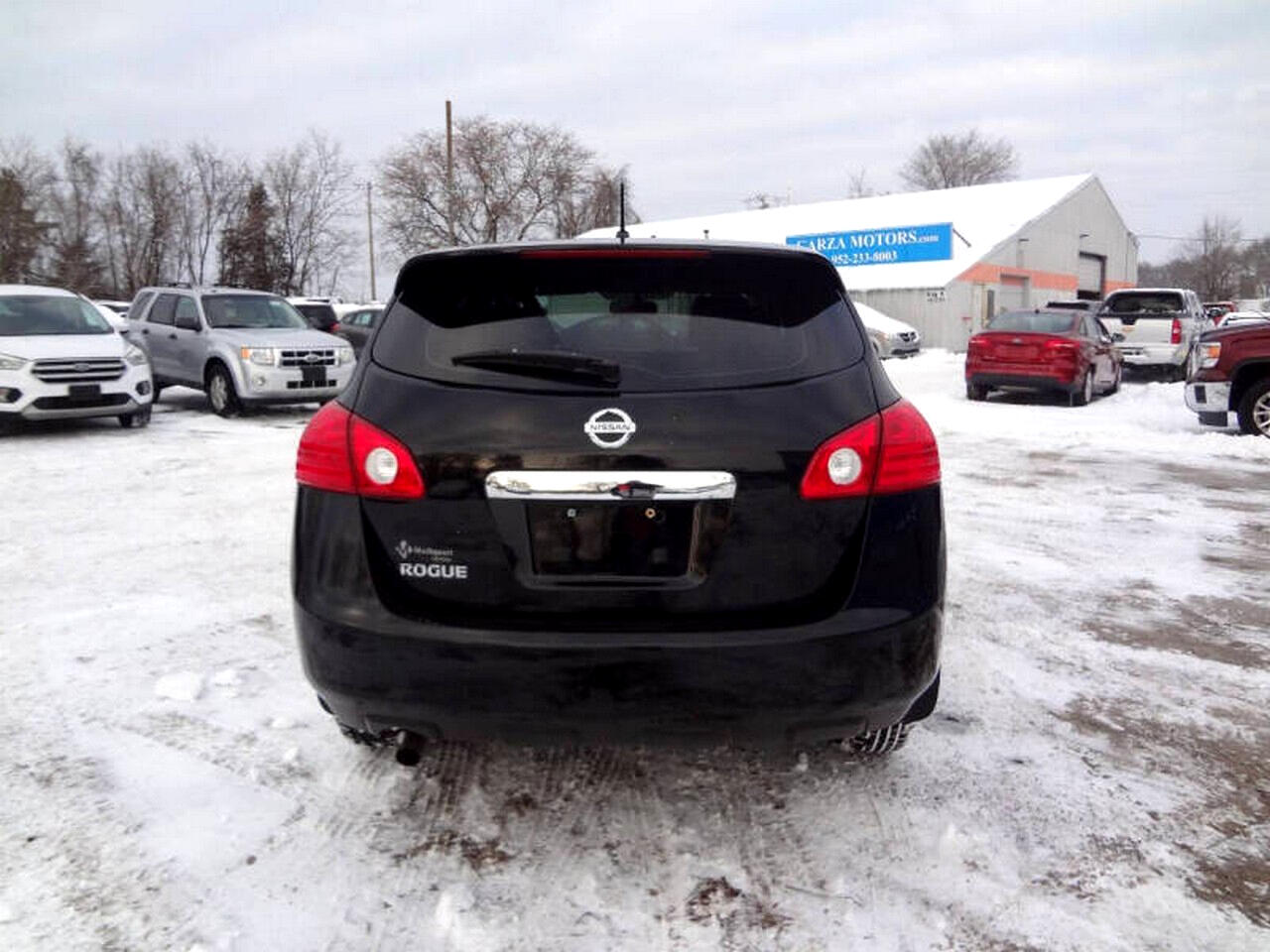 Nissan Rogue S FWD Krom Edition 2011