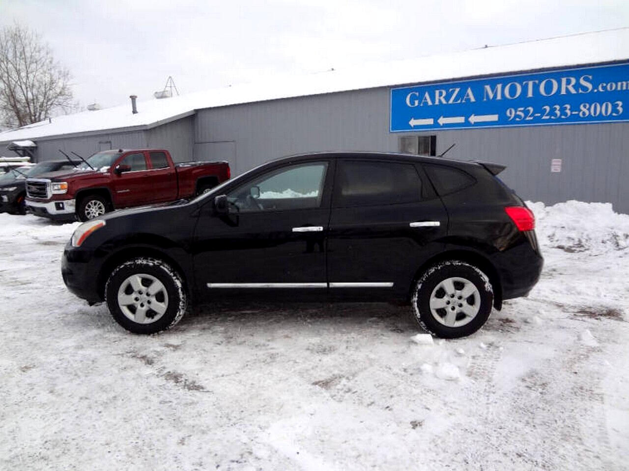 Nissan Rogue S FWD Krom Edition 2011