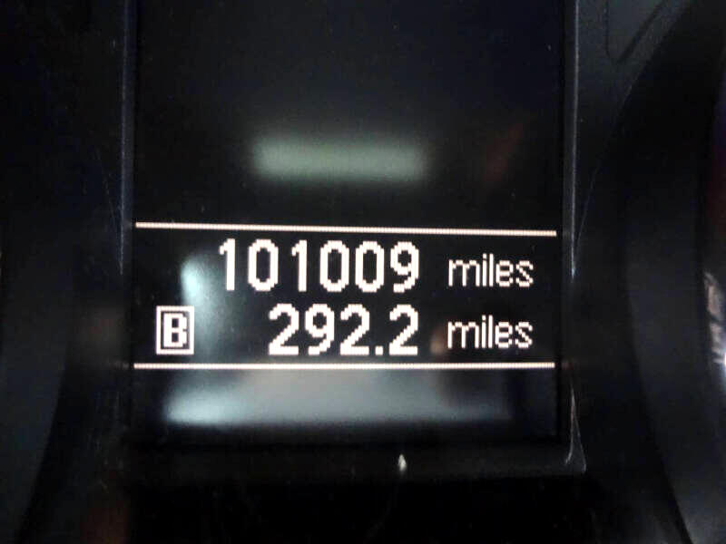 Nissan Rogue S FWD Krom Edition 2011