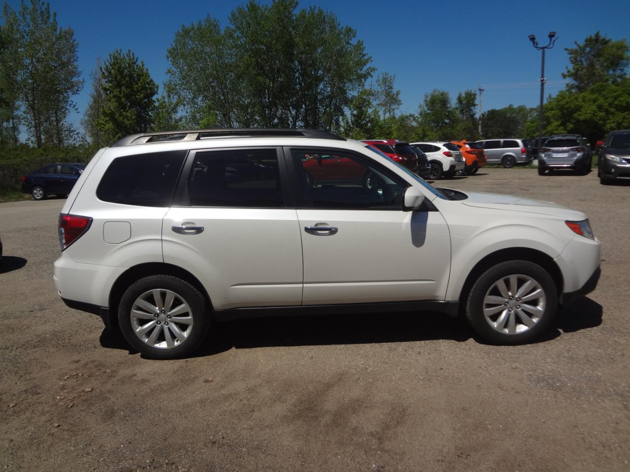 Subaru Forester 2.5X Premium 2013