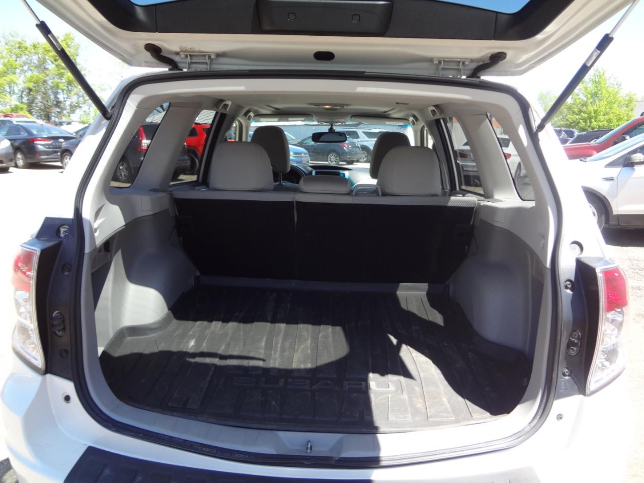 Subaru Forester 2.5X Premium 2013