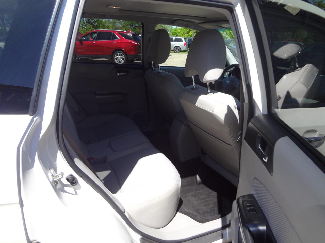 Subaru Forester 2.5X Premium 2013