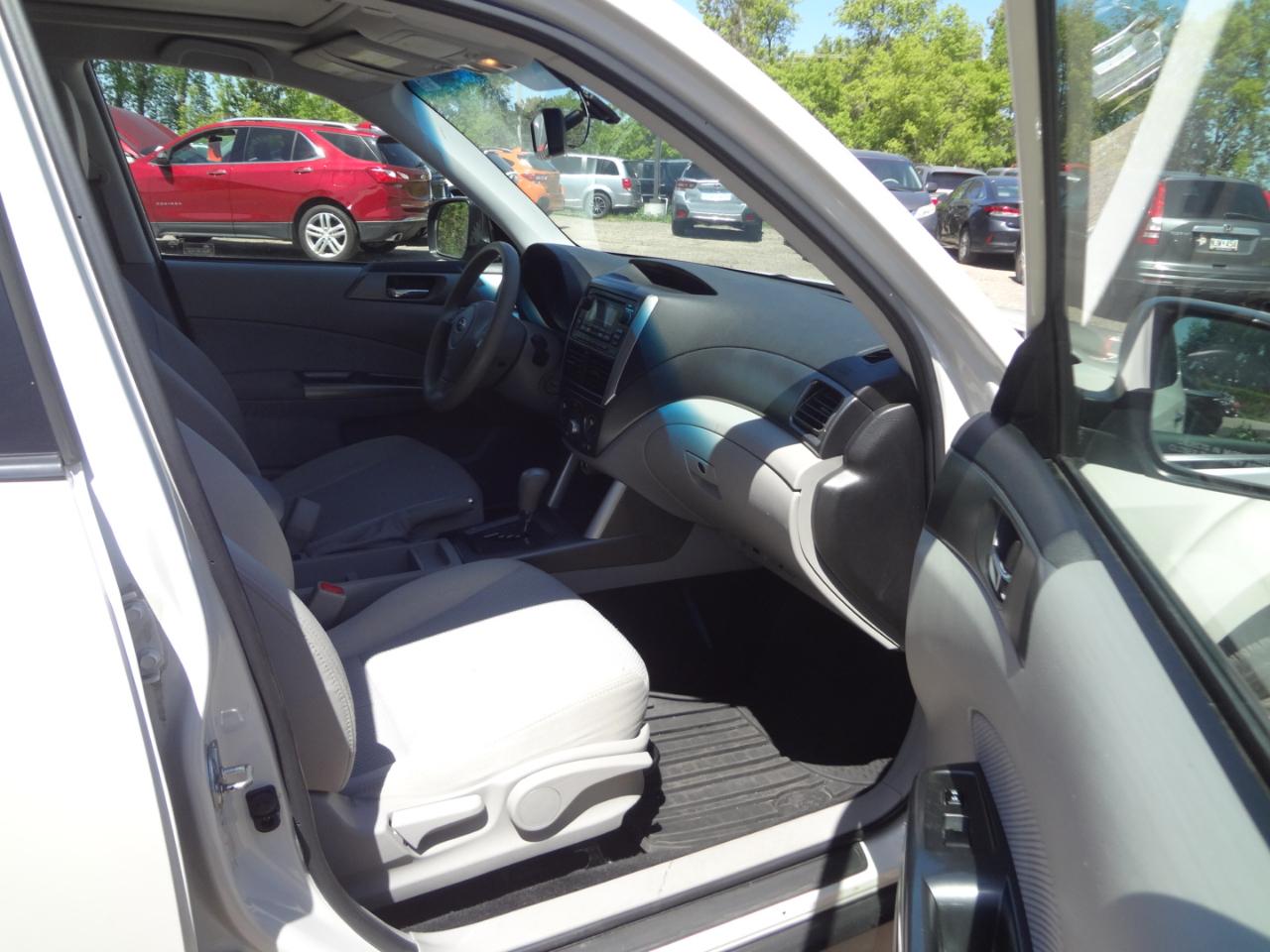 Subaru Forester 2.5X Premium 2013