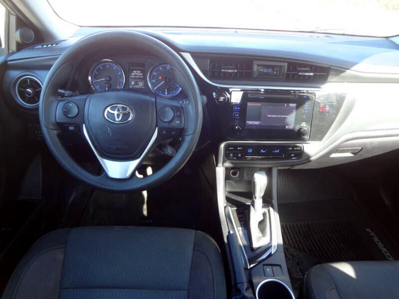 Toyota Corolla L CVT 2018