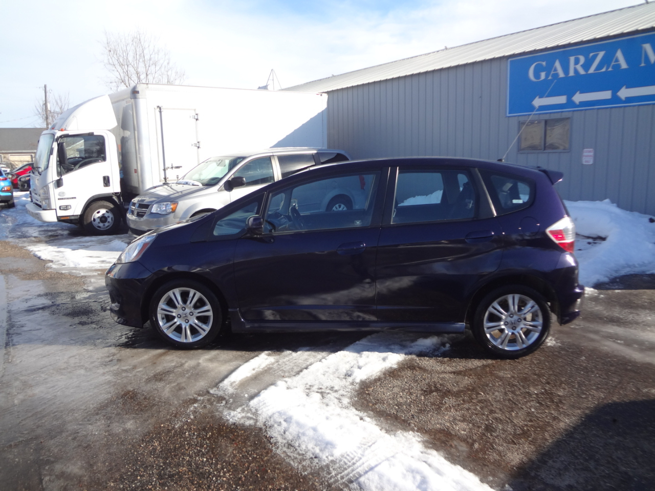 Honda Fit Sport 5-Speed MT 2009