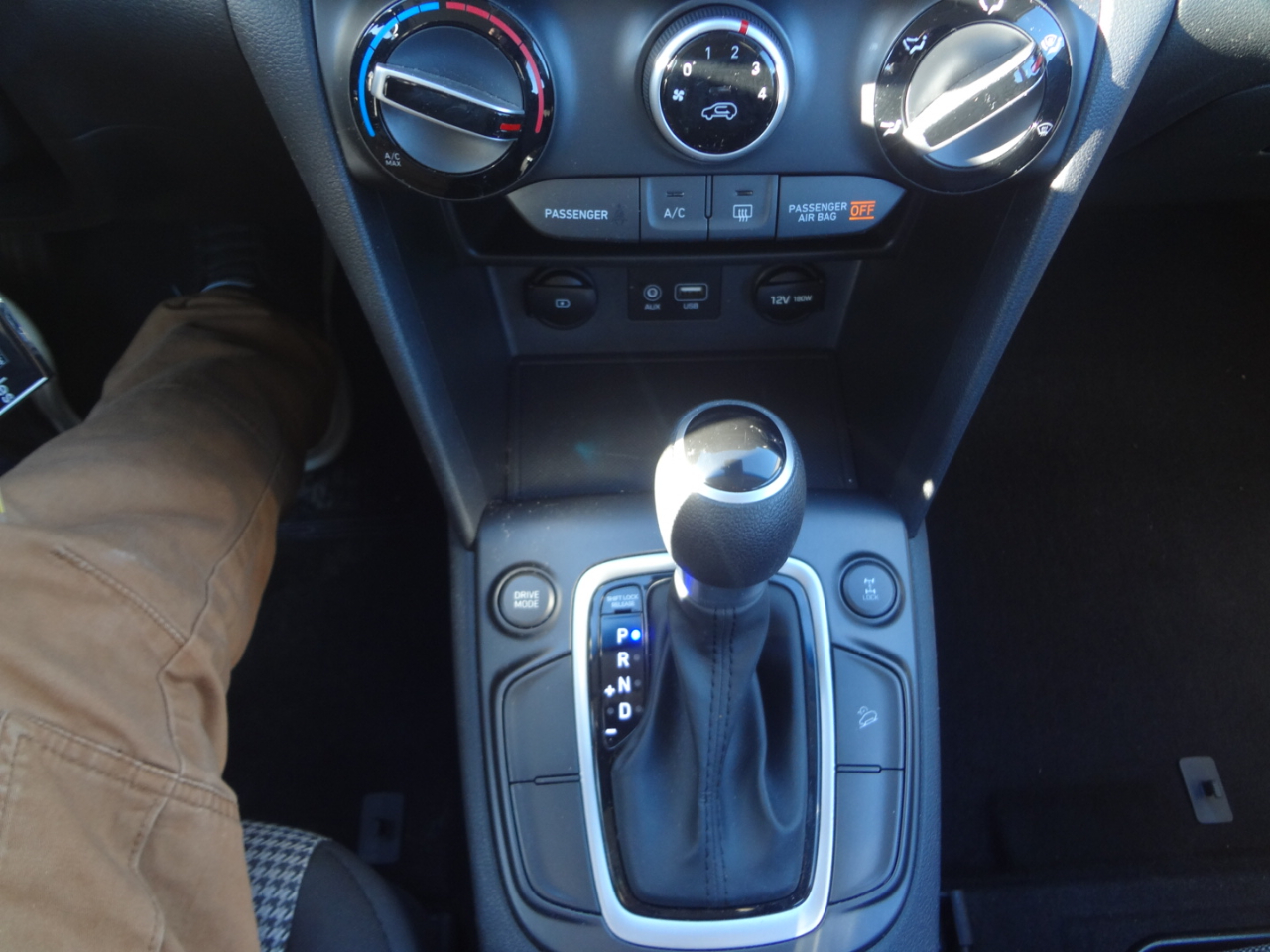 Hyundai Kona SE AWD 2020