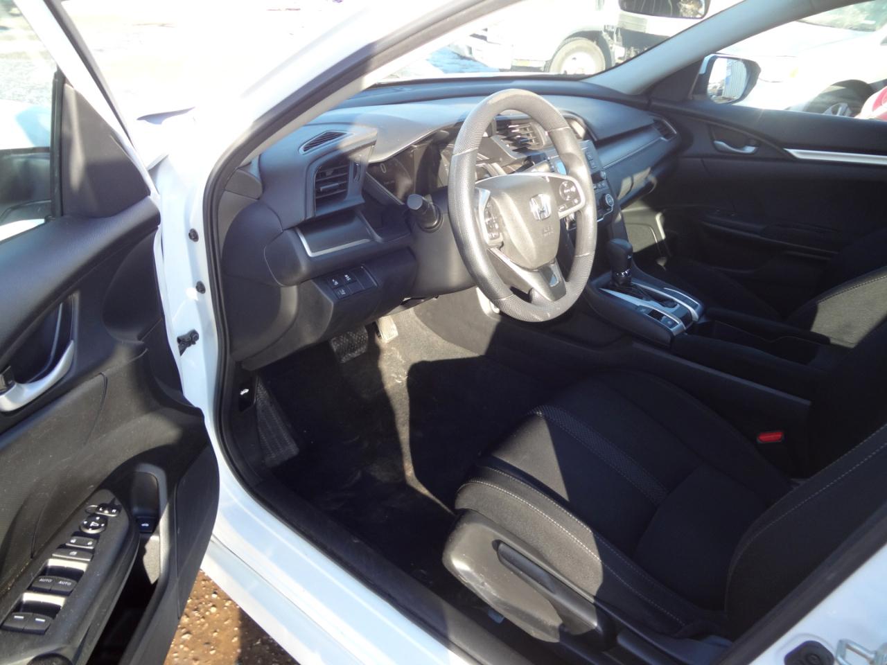 Honda Civic LX Honda Sensing Sedan CVT 2020