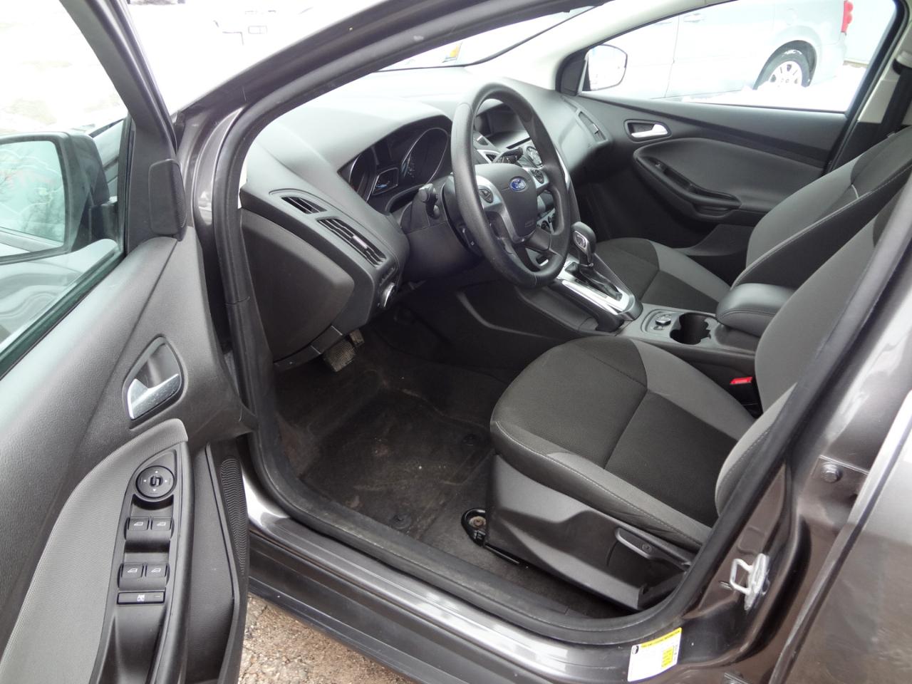 Ford Focus SE Hatch 2014