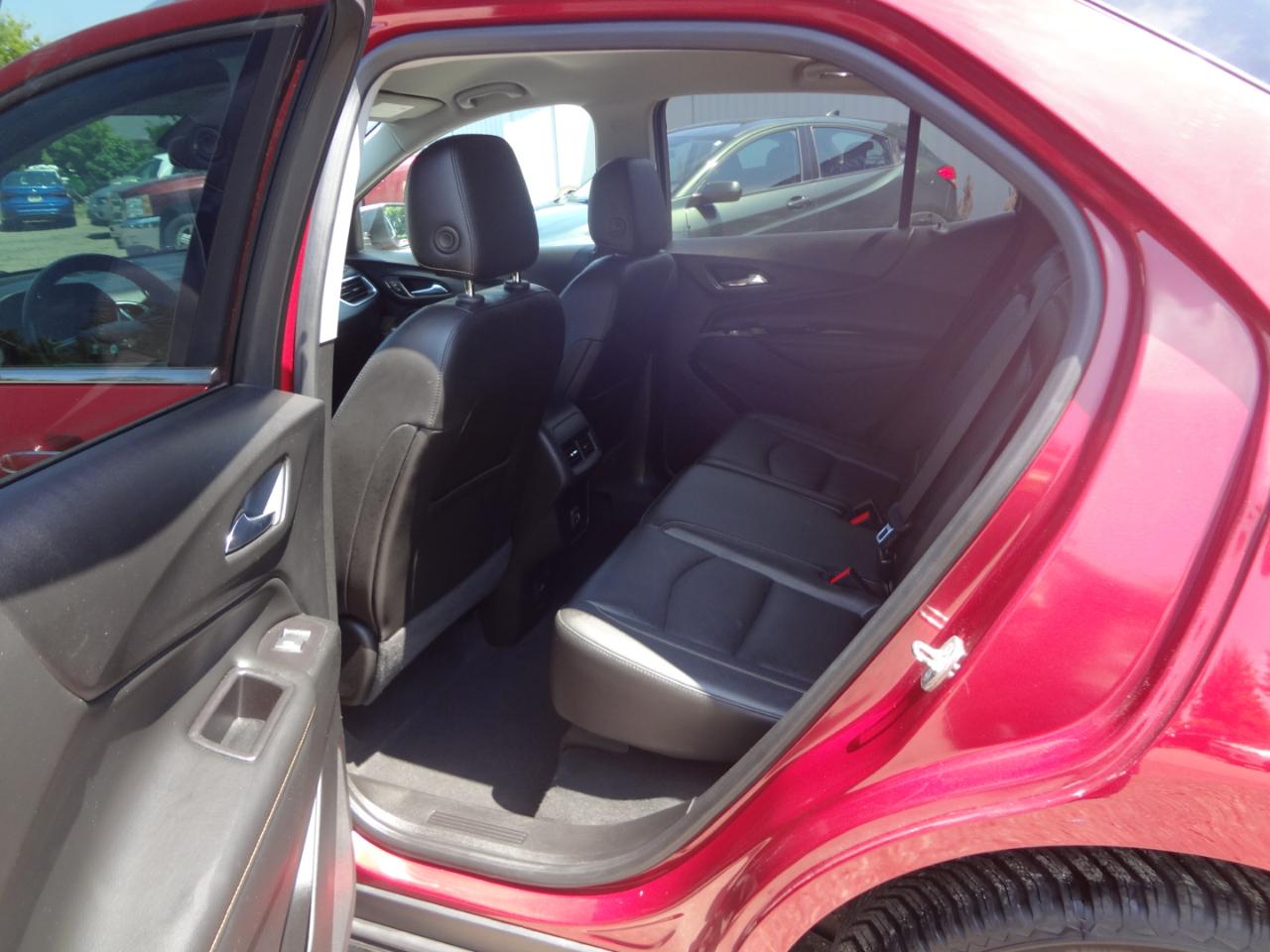 2019 Chevrolet Equinox Premier - Photo 12